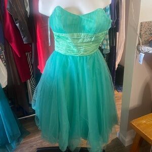 Betsey Johnson Green Tulle Prom Dress